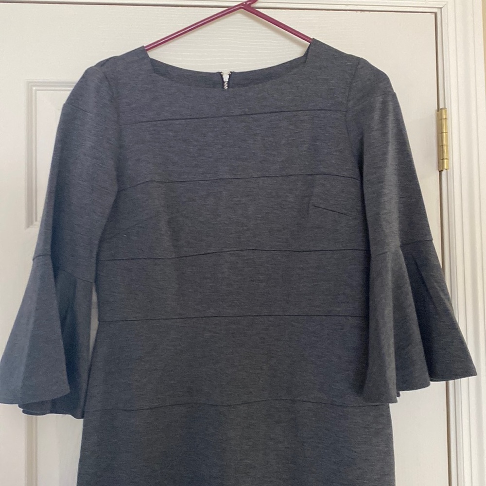 Women’s dress size 8
